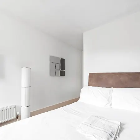 Deluxe Holborn Two Bedroom Apartment London Exterior photo