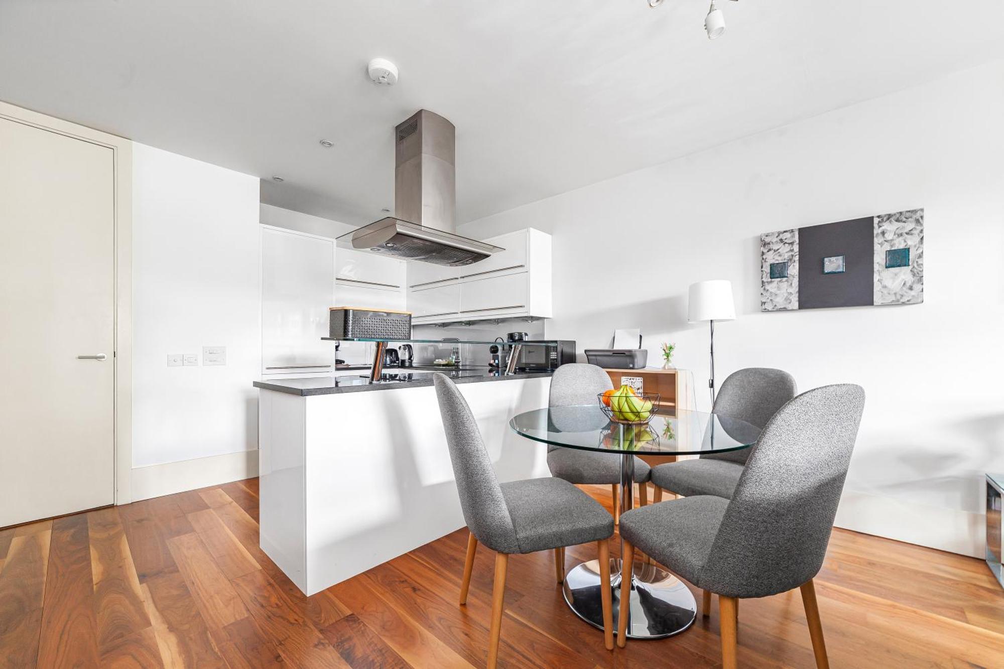 Appartement Deluxe Holborn Two Bedroom Londen